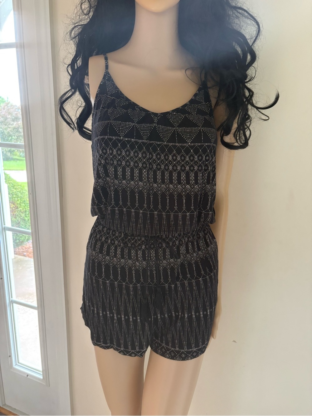 H&M Black Geometric Print Sleeveless Romper XS